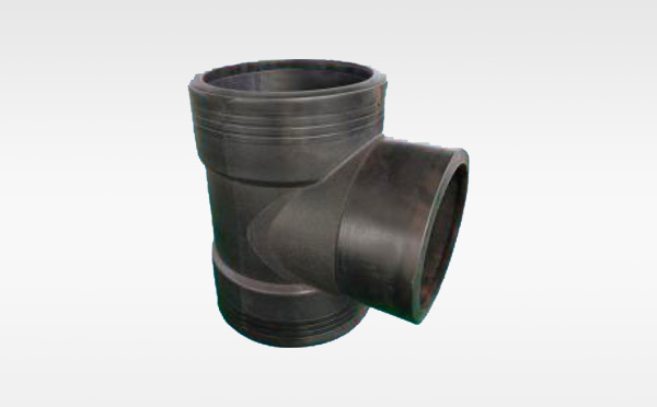 Supporting pipe fittings